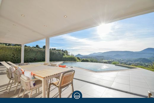 Villa in Mandelieu-la-Napoule, Alpes-Maritimes