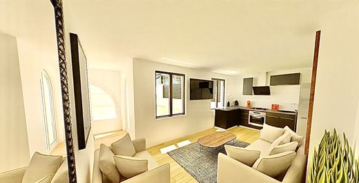 Apartment in Cogolin, Var