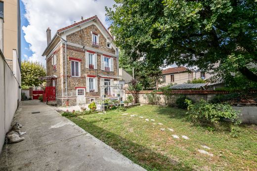 Luxury home in Joinville-le-Pont, Val-de-Marne