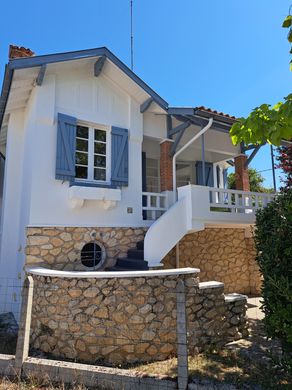 Luxury home in Andernos-les-Bains, Gironde