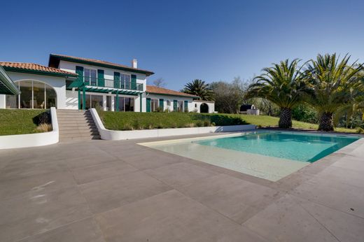 Luxury home in Urrugne, Pyrénées-Atlantiques
