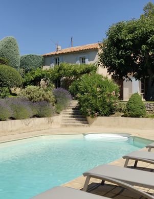 Villa in Cucuron, Vaucluse