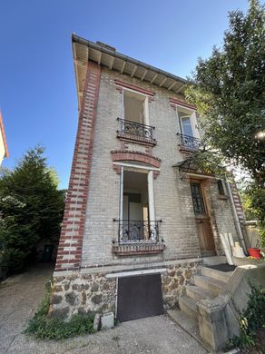 Casa di lusso a Colombes, Hauts-de-Seine