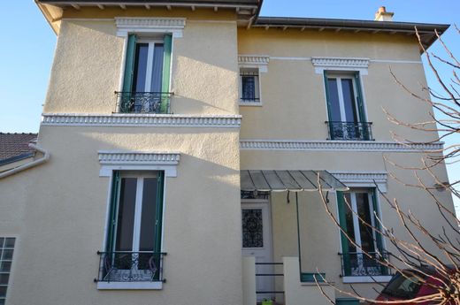 Casa de lujo en Champigny-sur-Marne, Valle de Marne