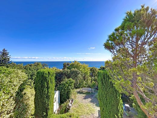 Casa di lusso a Saint-Raphaël, Var