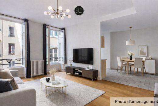 Apartment in Lyon, Rhône