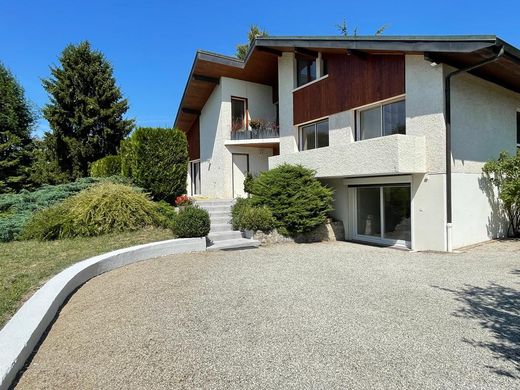 Casa di lusso a Sciez, Alta Savoia