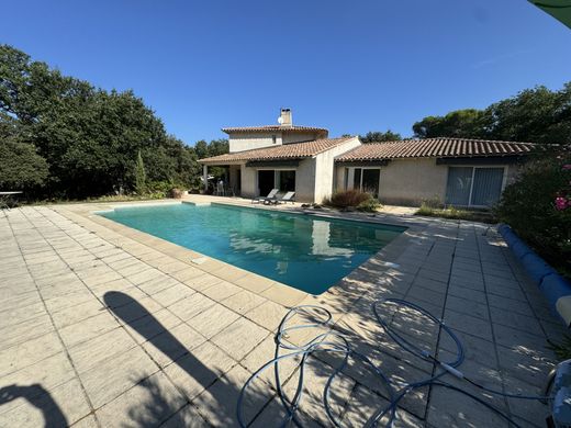 Villa a Uchaux, Vaucluse