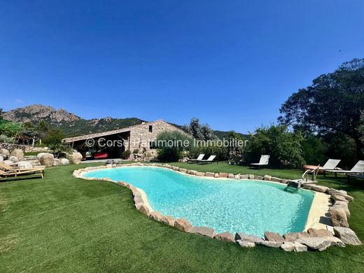 Luxury home in Conca, South Corsica