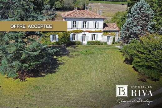 Luxury home in Camblanes, Gironde