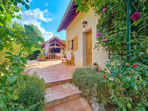 Luxe woning in Héry-sur-Alby, Haute-Savoie