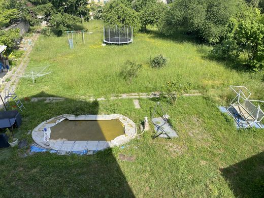 Luxury home in Montereau-Fault-Yonne, Seine-et-Marne