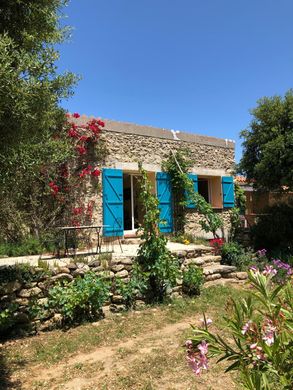 Villa in la Roca d'Albera, Pyrénées-Orientales