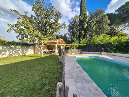 Luxus-Haus in Montélimar, Drôme