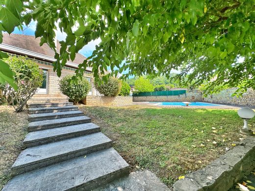 Casa de lujo en Saint-Savin, Isere