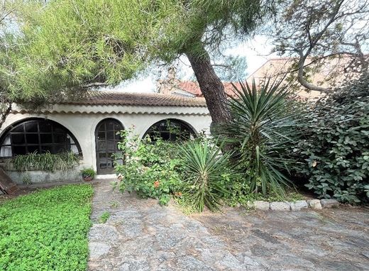 Luxury home in Hyères, Var