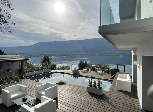 Villa in Tresserve, Savoy