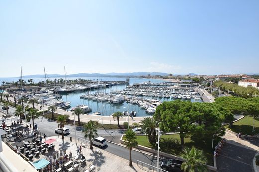 Apartamento - Saint-Raphaël, Var