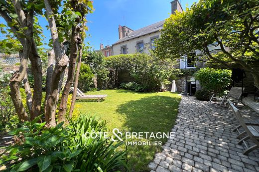 منزل ﻓﻲ Saint-Brieuc, Côtes-d'Armor