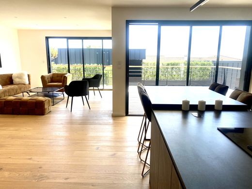 Villa in Vaux-sur-Mer, Charente-Maritime