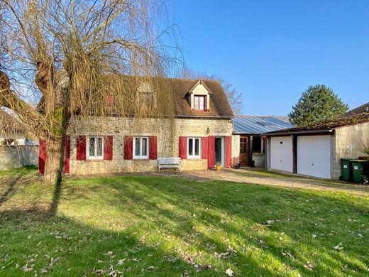 منزل ﻓﻲ Orgerus, Yvelines