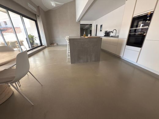 Duplex in Sète, Hérault