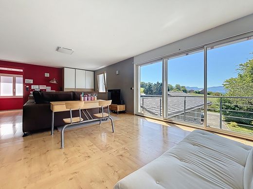 Luxe woning in Marcellaz-Albanais, Haute-Savoie