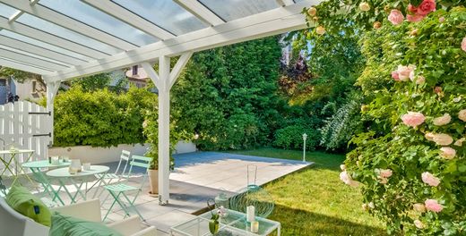 Luxury home in Meudon, Hauts-de-Seine