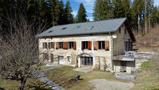 Luxury home in Rencurel, Isère