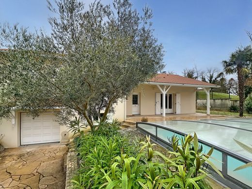 Casa de luxo - Saint-Genis-Laval, Ródano