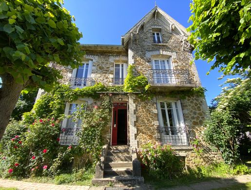 Luxury home in Chennevières-sur-Marne, Val-de-Marne