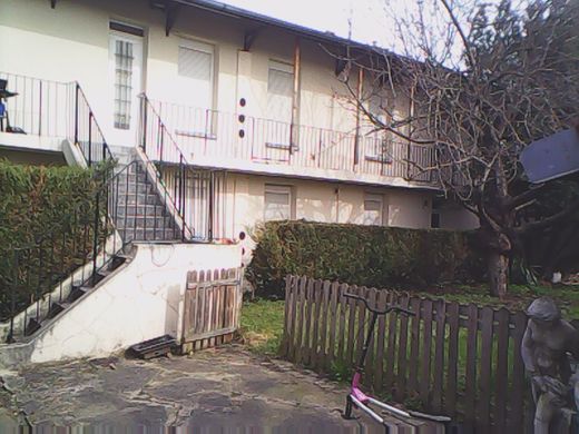 Luxury home in Bobigny, Seine-Saint-Denis