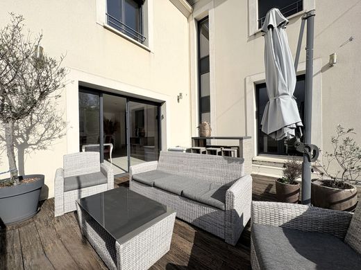 Casa di lusso a Chennevières-sur-Marne, Val-de-Marne