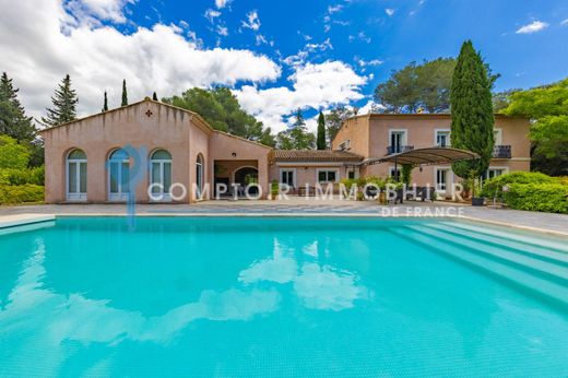 Maison de luxe à Nîmes, Gard