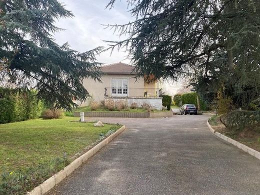 Luxury home in Chaponost, Rhône