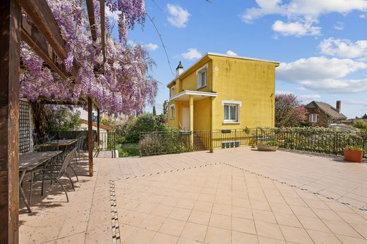 Luxury home in Sceaux, Hauts-de-Seine