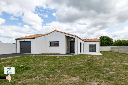 Luxury home in Saint-Hilaire-de-Riez, Vendée