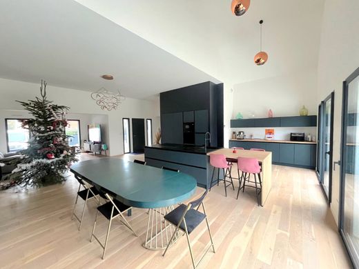 Luxus-Haus in Nesles, Pas-de-Calais