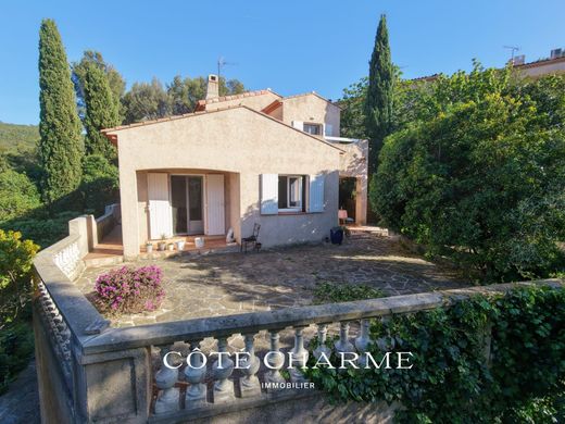 Luxury home in Le Pradet, Var