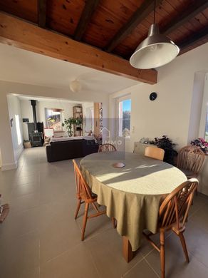 ‏בתי יוקרה ב  Valserhône, Ain