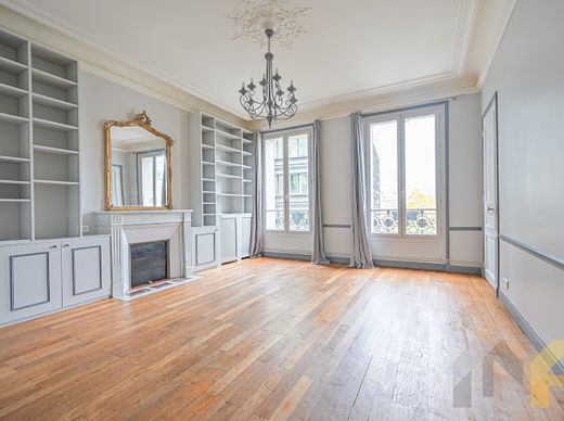 Piso / Apartamento en Neuilly-sur-Seine, Altos de Sena