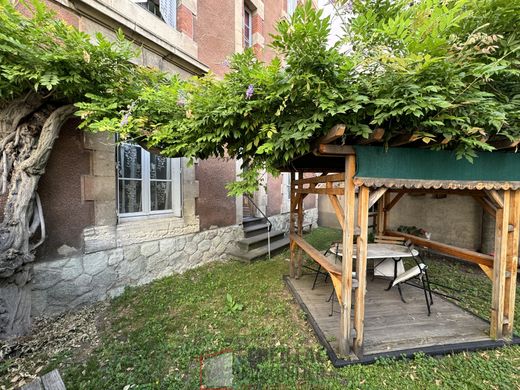 Casa de lujo en Clermont-Ferrand, Puy de Dome