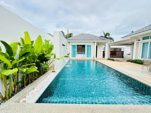 Villa in Rawai, Phuket Province