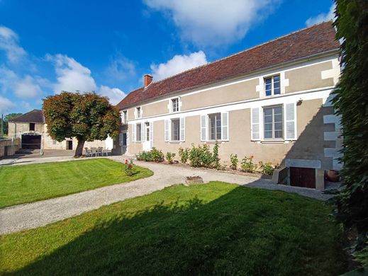Luxury home in Yrouerre, Yonne