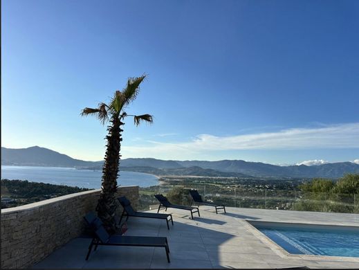 Appartement in Grosseto-Prugna, South Corsica