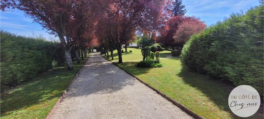 Rosières-près-Troyes, Aubeの高級住宅