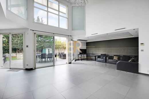 Luxus-Haus in Maisons-Alfort, Val-de-Marne