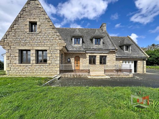 Luxury home in Pleumeur-Bodou, Côtes-d'Armor