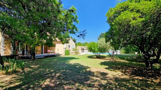 Casa de lujo en Uzès, Gard