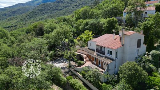 Villa a la Roca d'Albera, Pirenei Orientali
